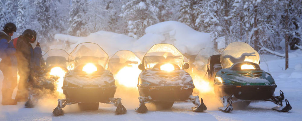 Top 8 Snowmobile Safety Precautions for Beginners