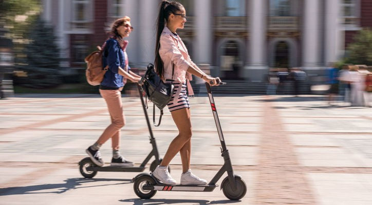 Scooter Riding Techniques for Navigating Urban Environments