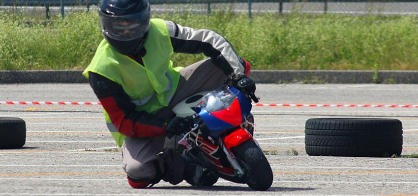 How to Ride a Pocket Bike: Tips for Handling and Control