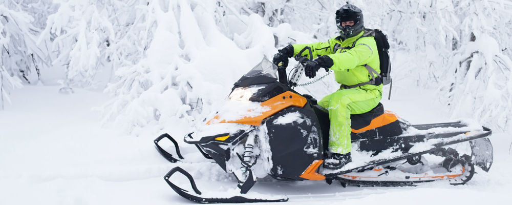 Top 5 Accessories You Need for a Comfortable Snowmobile Ride