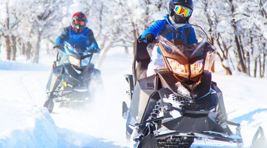 Trail Etiquette and Responsible Riding Practices: Snowmobile Edition