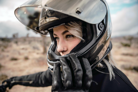 The Right Glove for the Right Ride: A Powersports Gloves Buying Guide