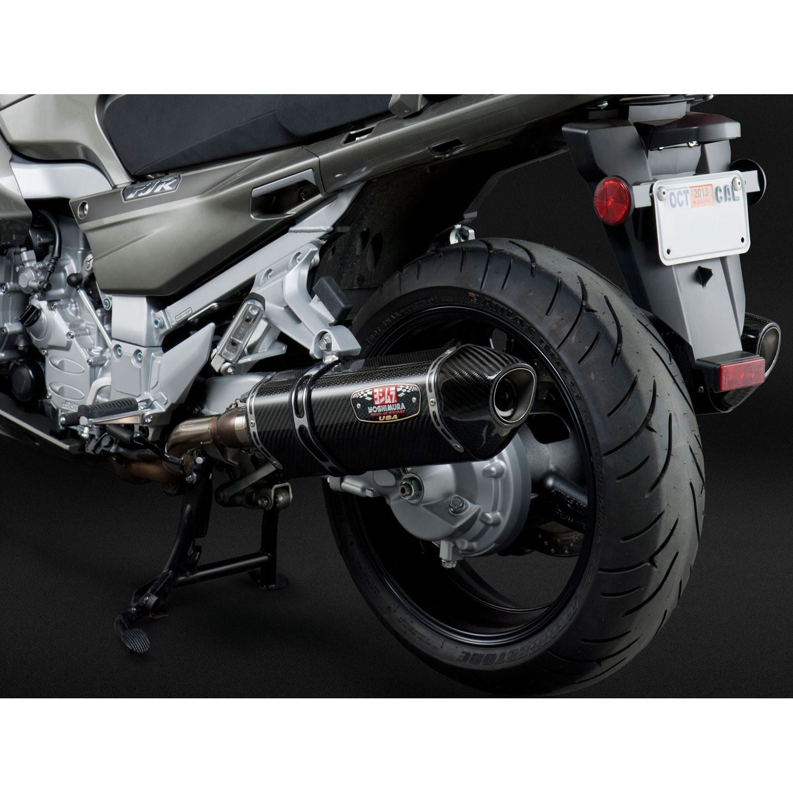 Yoshimura R-77 Signature Exhaust Slip-On SS-CF-CF Dual 13150E0220_6521