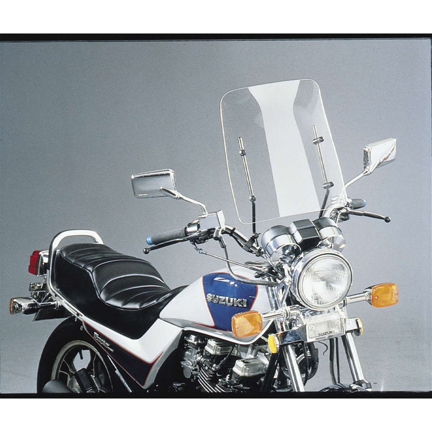 Slipstreamer Universal Windshield CF30 - 16" x 15" S-CF-30_10793