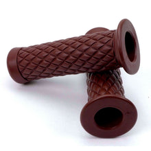 2FastMoto 1" Dark Brown Retro Diamond Pattern Grips  01-23126db_670072