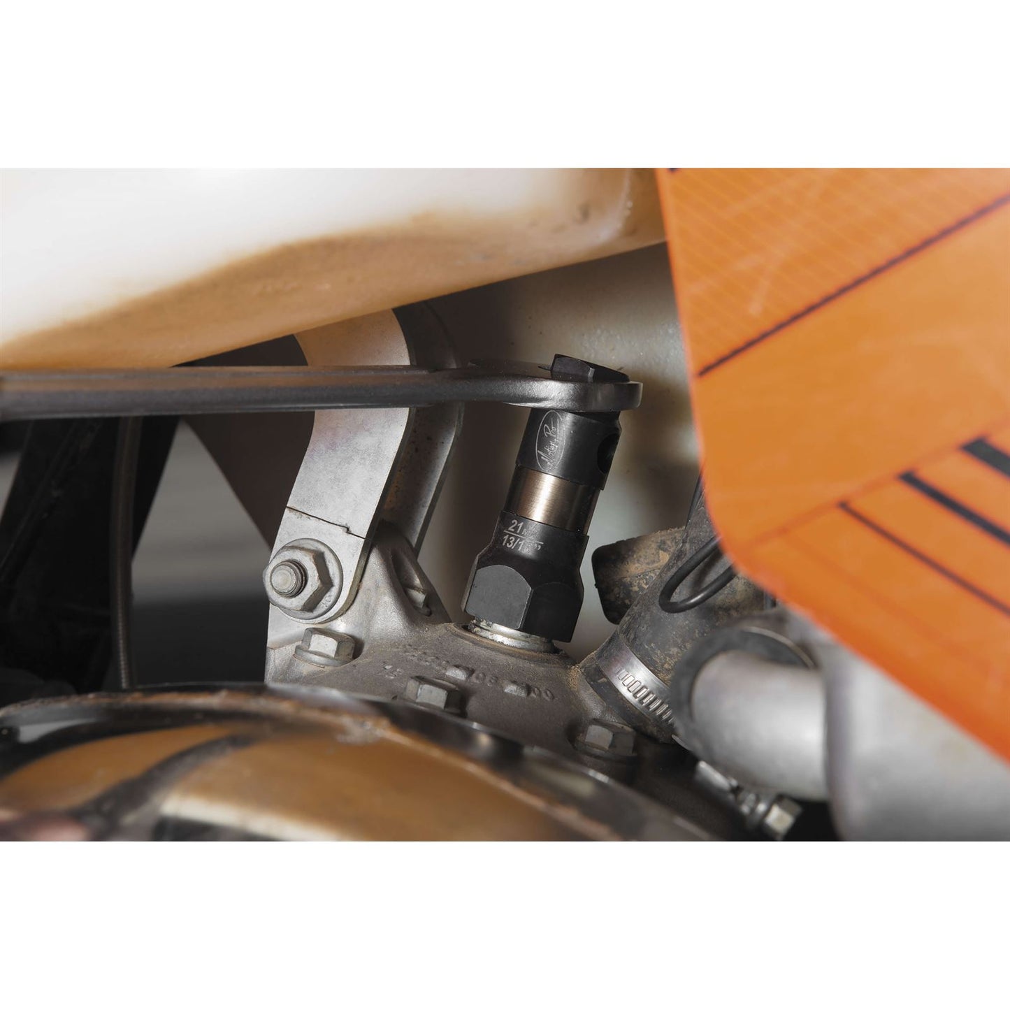 Motion Pro 18mm Pro Plug Socket 08-0650_60410