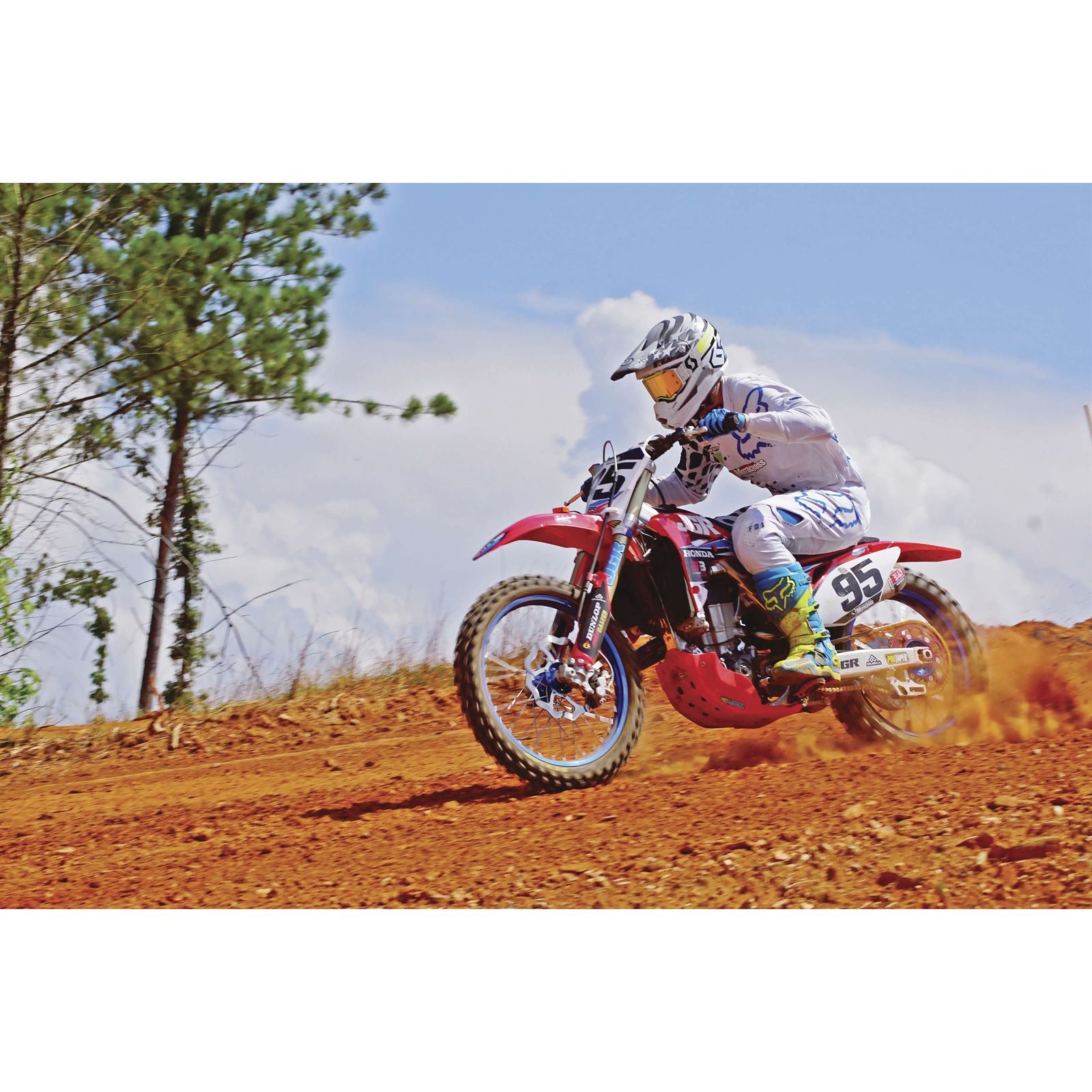 Cycra Skid Plate - Red for Honda [MPN: 1CYC-6231-32]_83939