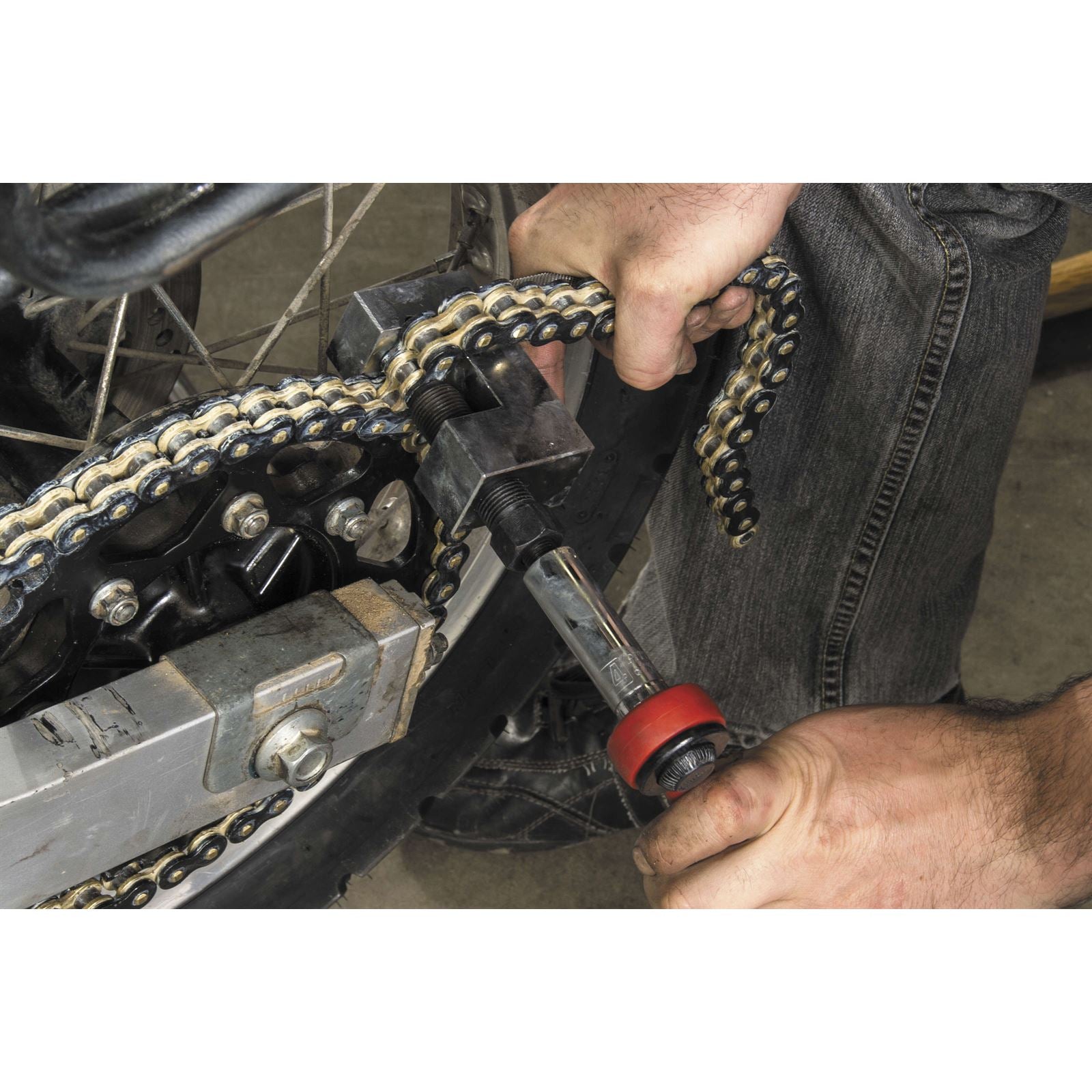 BikeMaster Heavy-Duty Chain Breaker and Rivet Tool and 420-630 01-630_85391