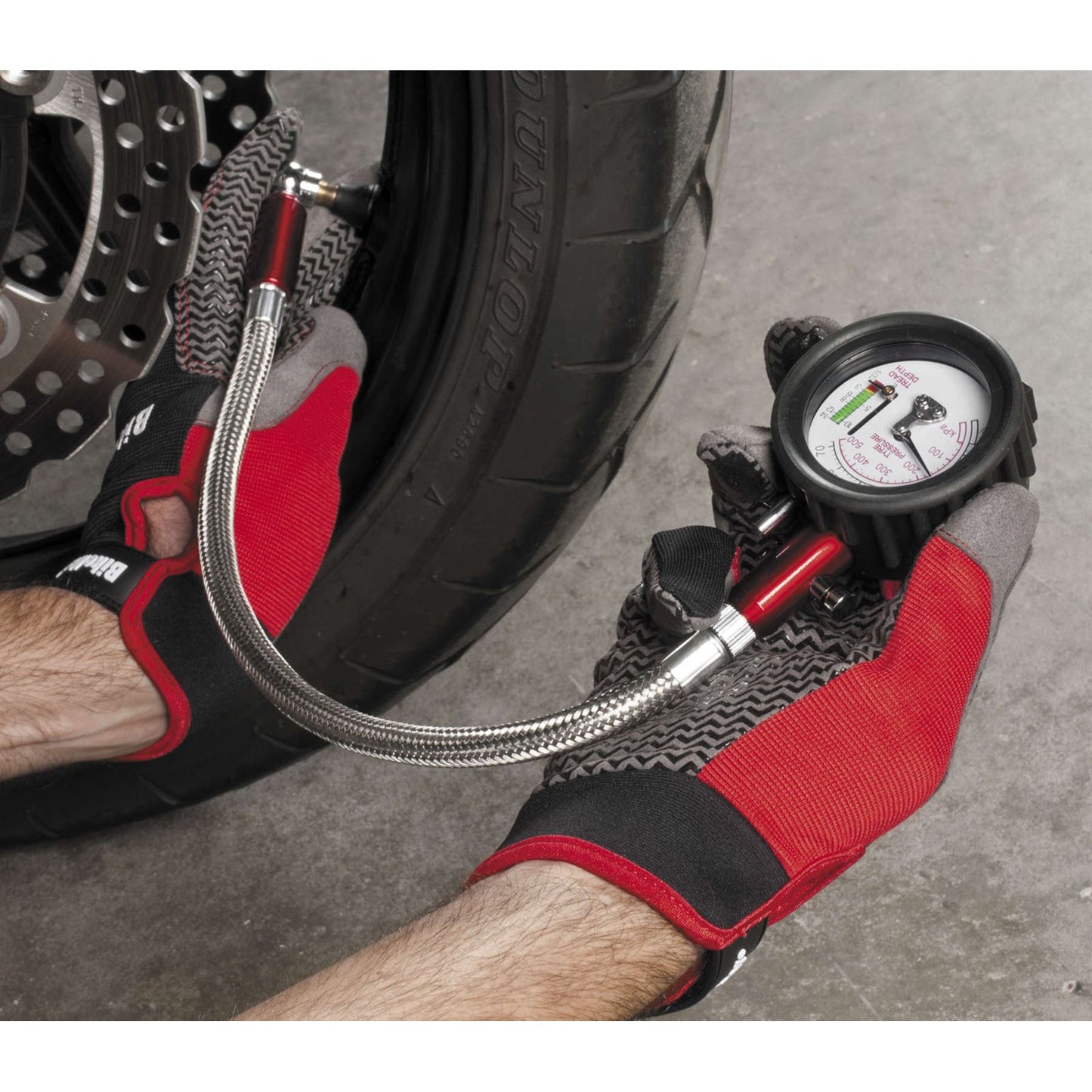 BikeMaster 2-in-1 Tire Gauge 04-2013_85514