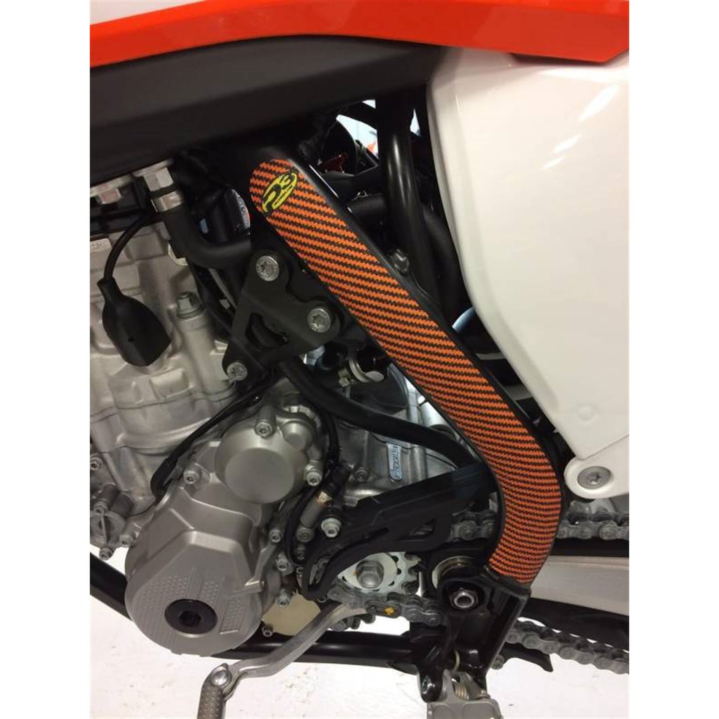 PC Carbon Grip Guards Frame Protectors [MPN: 741020-ORG]_1486153