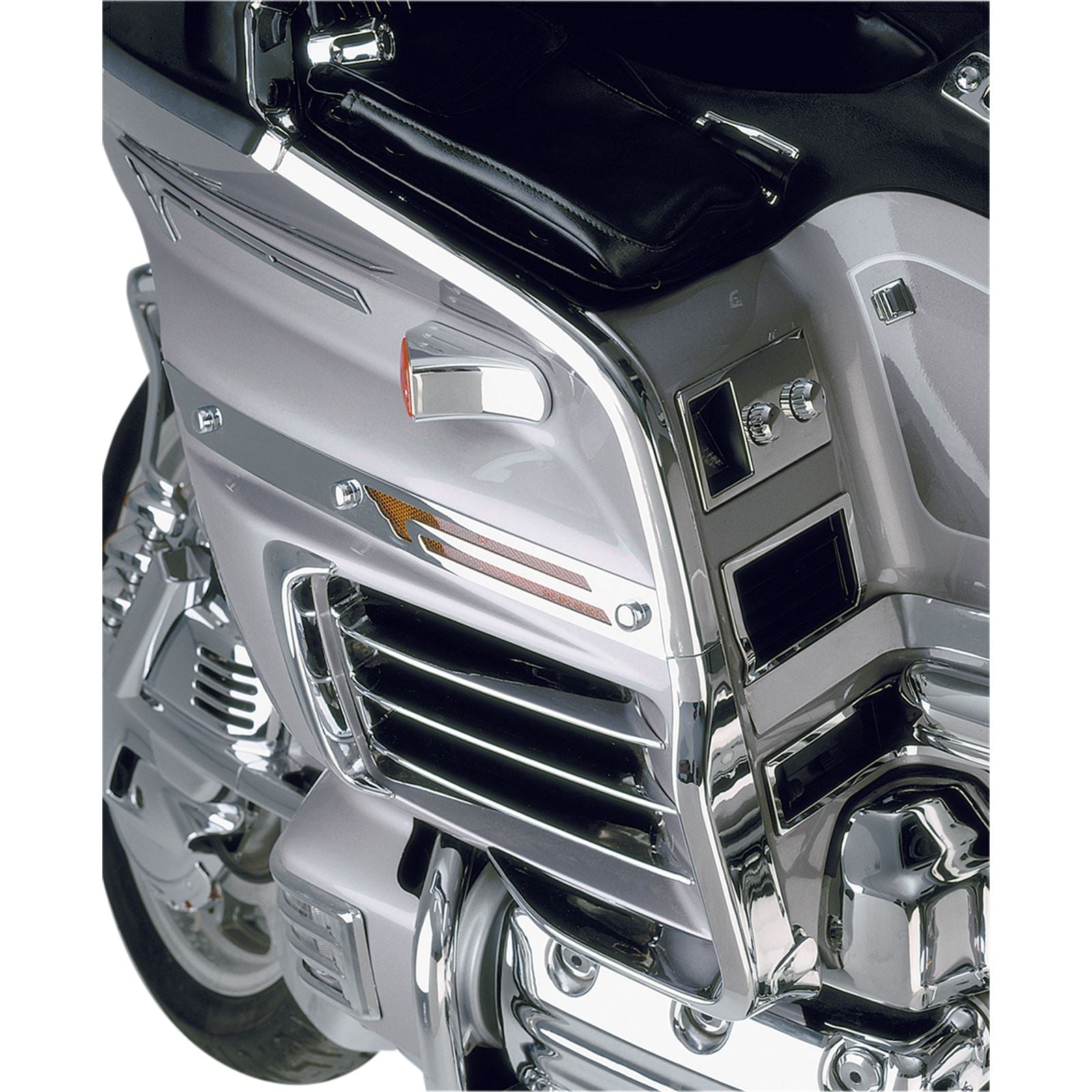 Show Chrome Upper Fairing Trim - Chrome - GL1500 52-551_473635