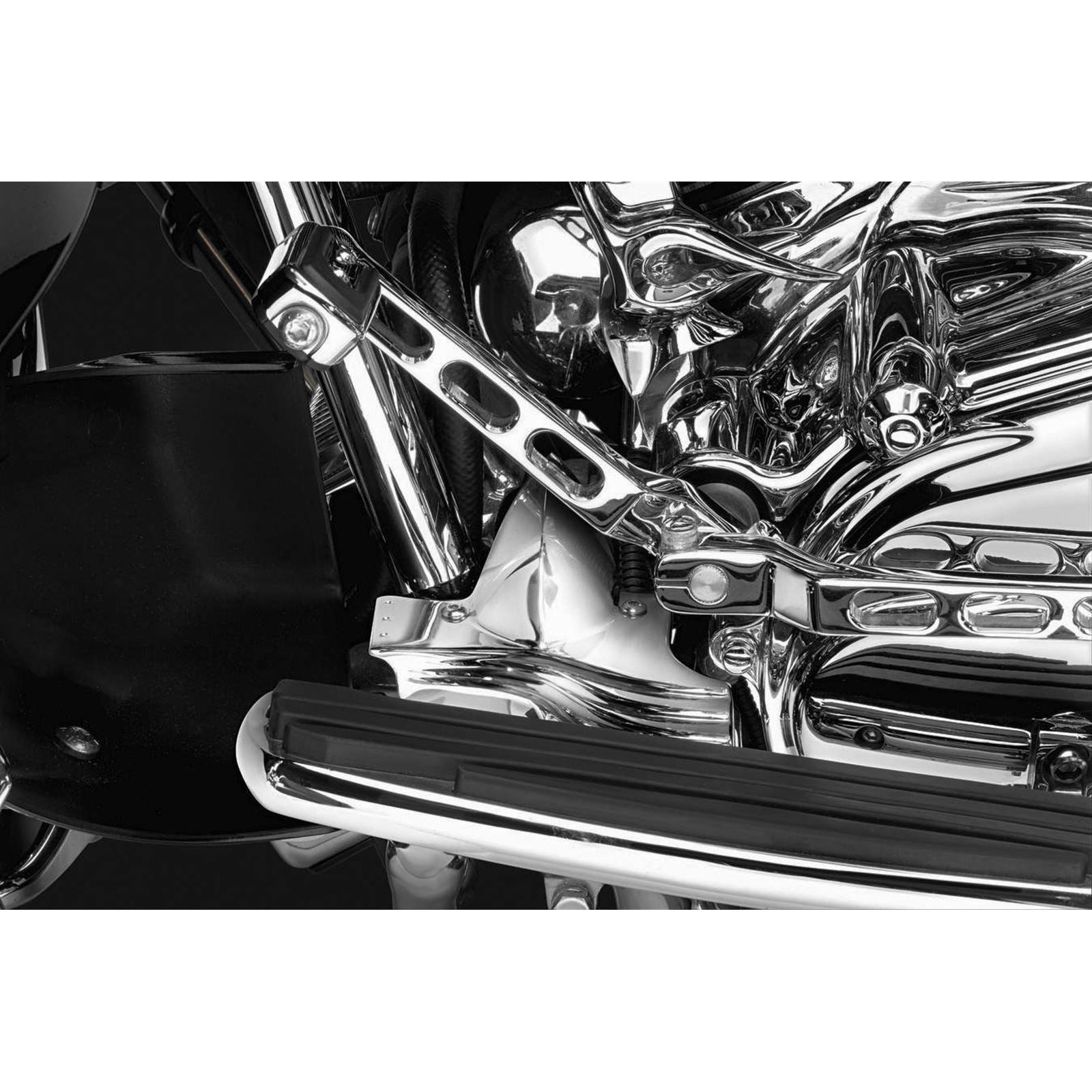 Kuryakyn Cover Lower Front Frame 7772_100636