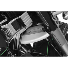 Kuryakyn Lower Triple Tree Wind Deflector Chrome, FLH/FLT 1804_101421