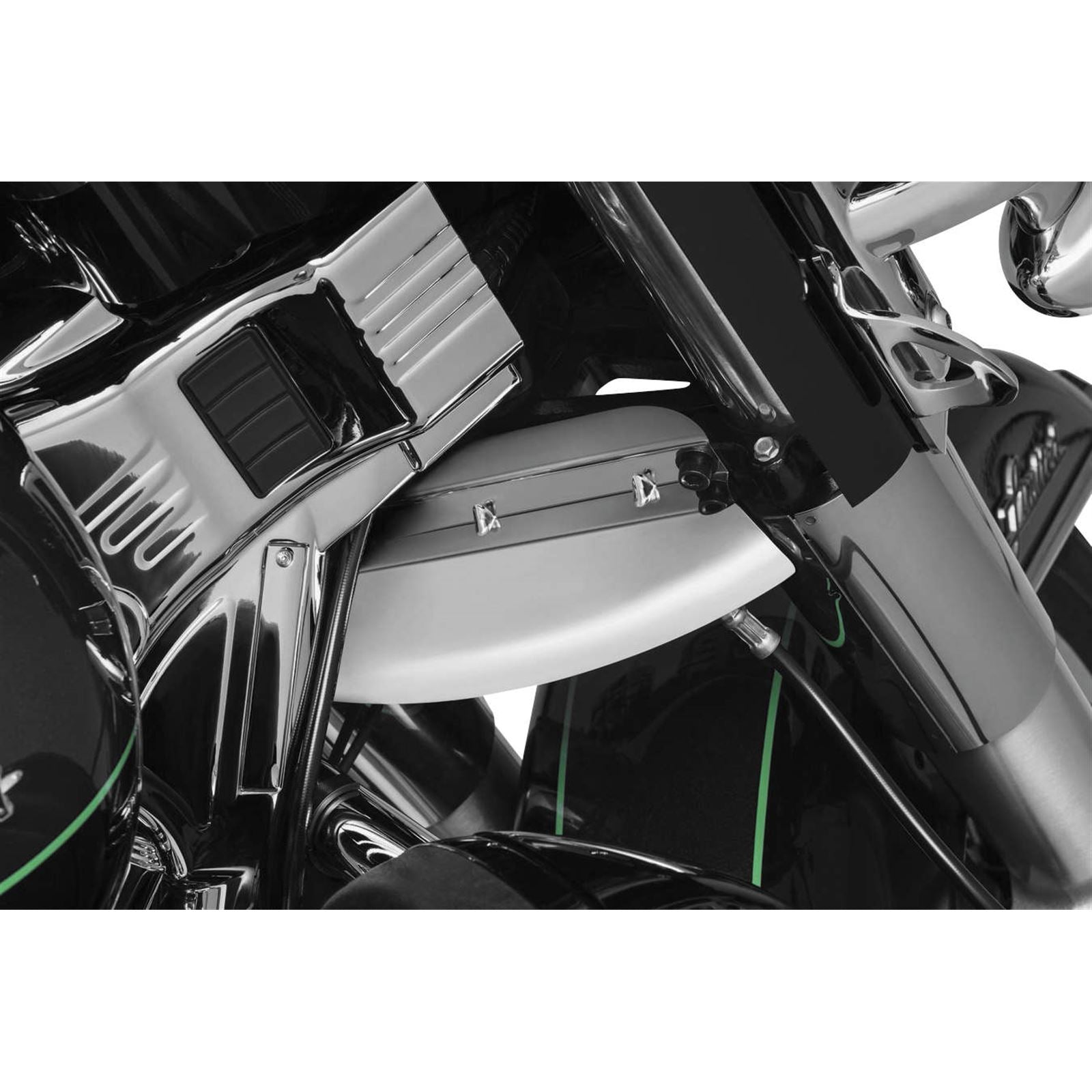Kuryakyn Lower Triple Tree Wind Deflector Chrome, FLH/FLT 1804_101421