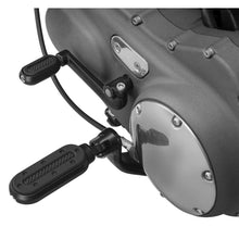 Kuryakyn Heavy Industry Footpegs with Adaptor Black 7032_101638