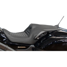 Mustang Motorcycle Products Tripper Fastback Seat - Tuck and Roll - F6B [MPN: 76841]_447915