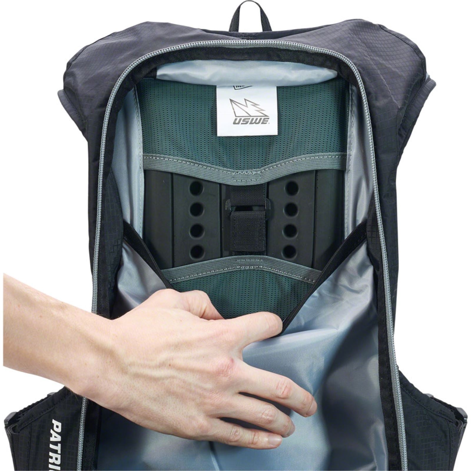 UsWe Patriot 15 Backpack - Grey/Black - One Size [MPN: K-2150719]_1292651