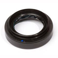Pivot Works Rear Wheel and Seal Kit for Honda Street Bike PWRWS-H17-000_1088038