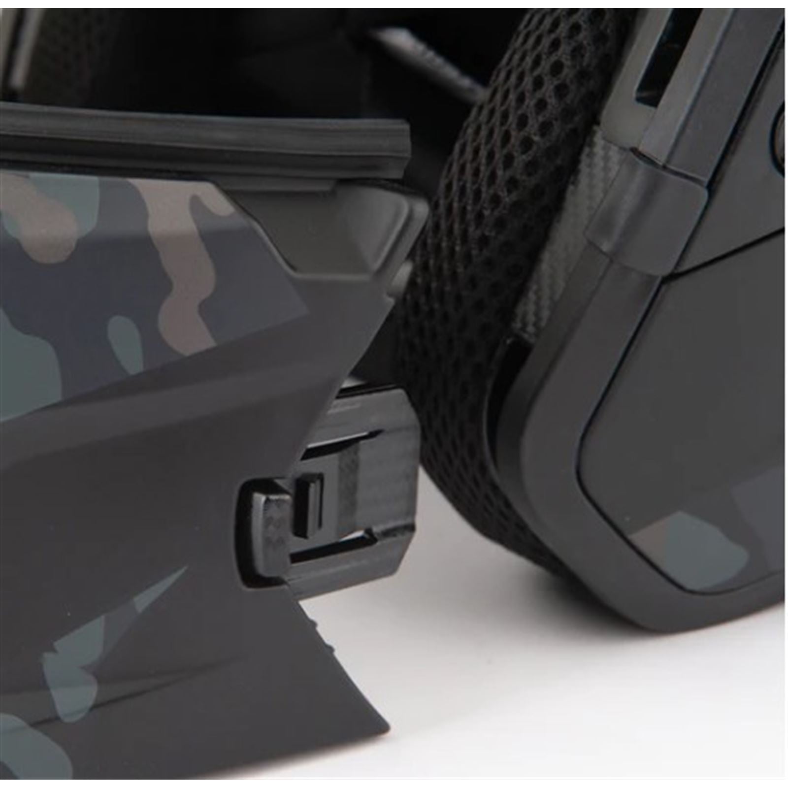 Speed And Strength SS2400 Helmet - Black/Camo - Small OPEN BOX [MPN: TR-124-194]_1891562