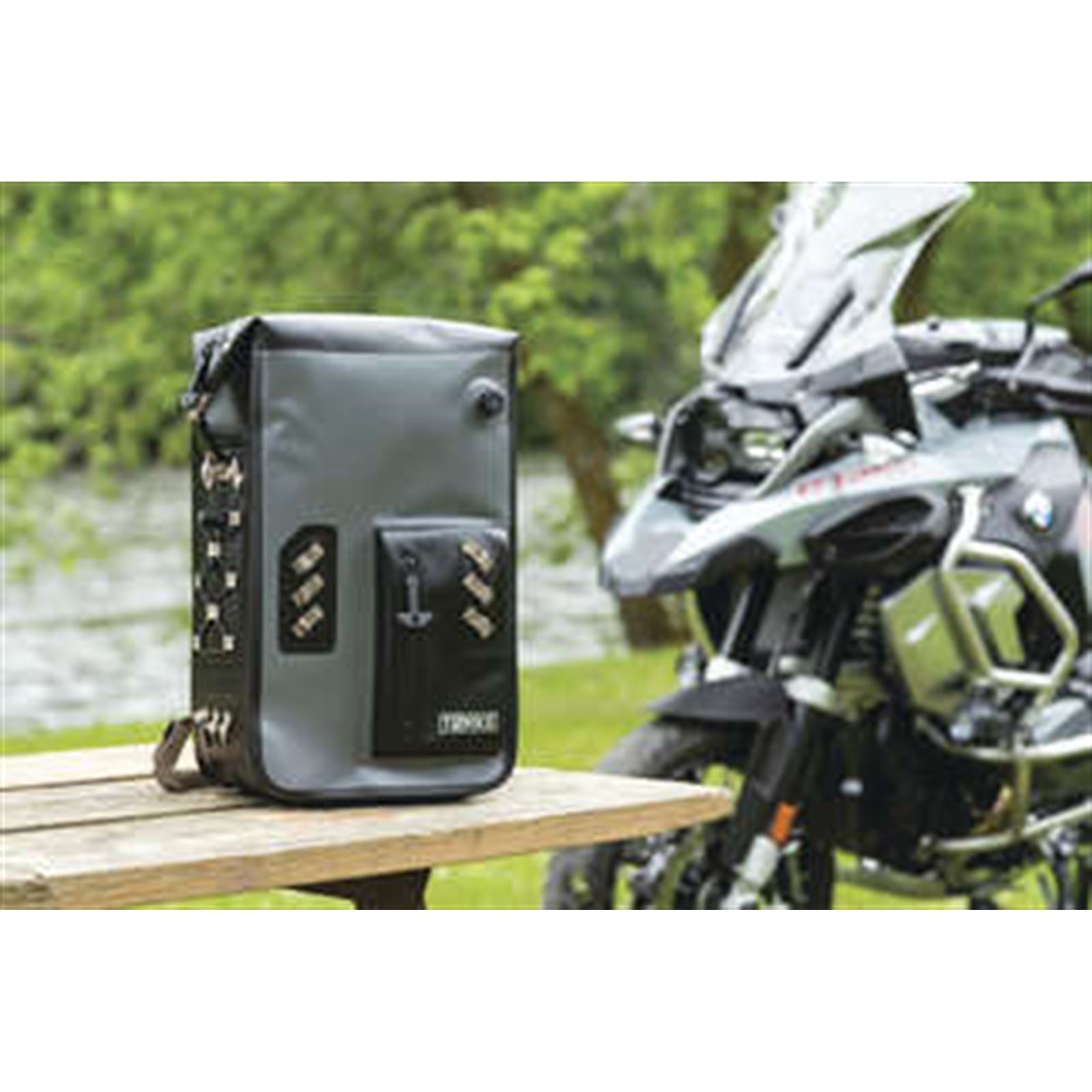 Kuryakyn Torke 25L Backpack 5173_995633