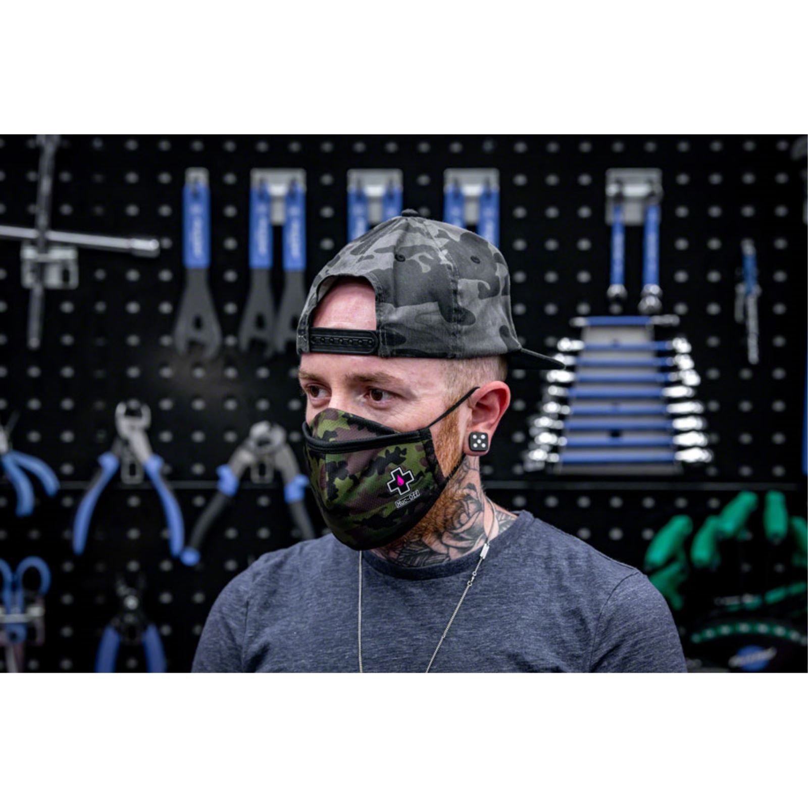 Muc-Off Reusable Facemask Woodland - Camo - Large [MPN: 20273]_1287130