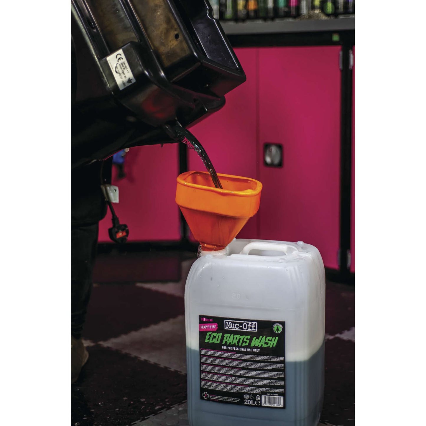 Muc-Off Eco Refill Fluid - 20/Liters [MPN: 20090US]_989555