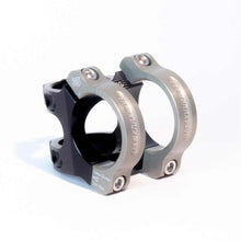 Renthal Apex 35 Stem Clamp: 35mm L: 33mm - Black/Gold STM117-BKAG_1110440