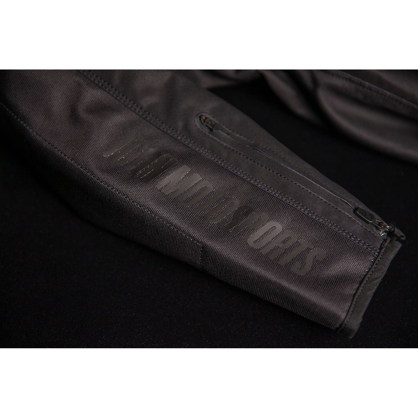 Women's Airform Jacket - Black - Large_1020370