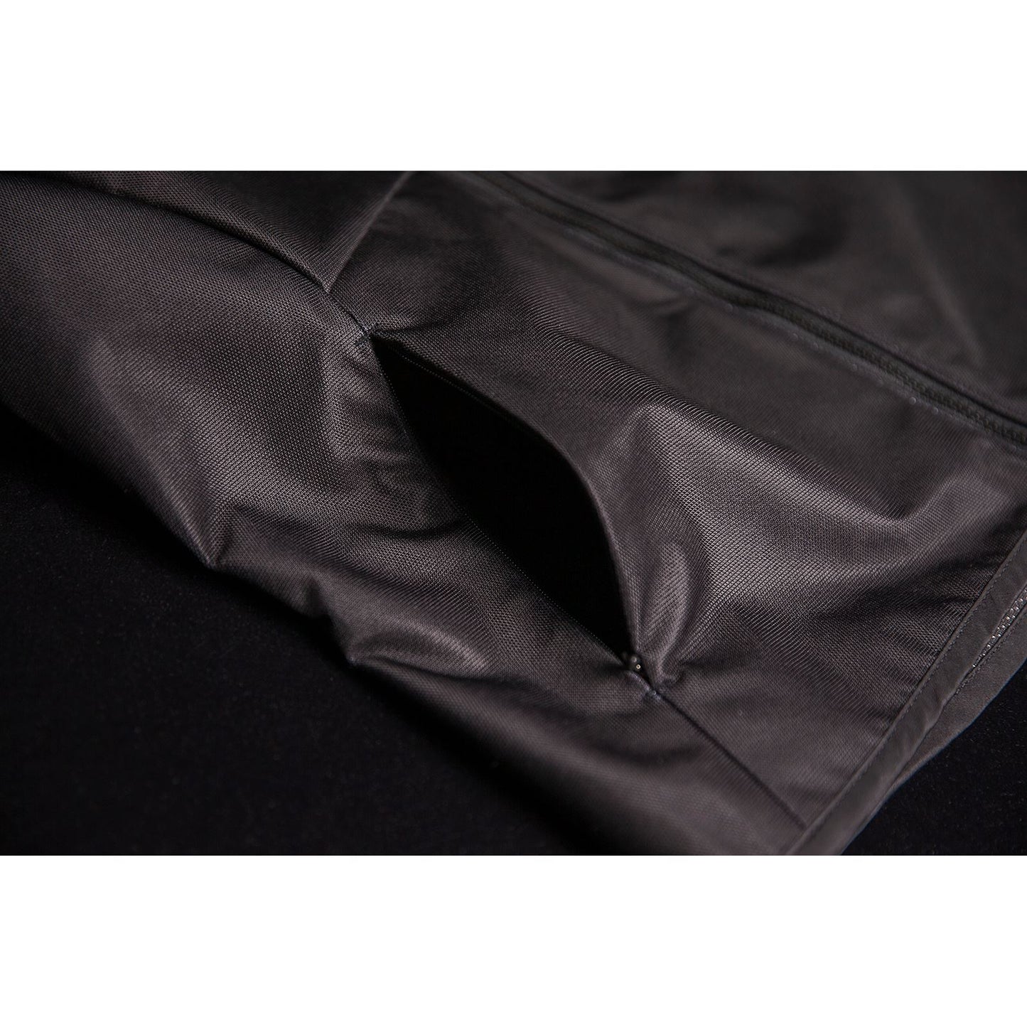 Women's Airform Jacket - Black - Large_1020374