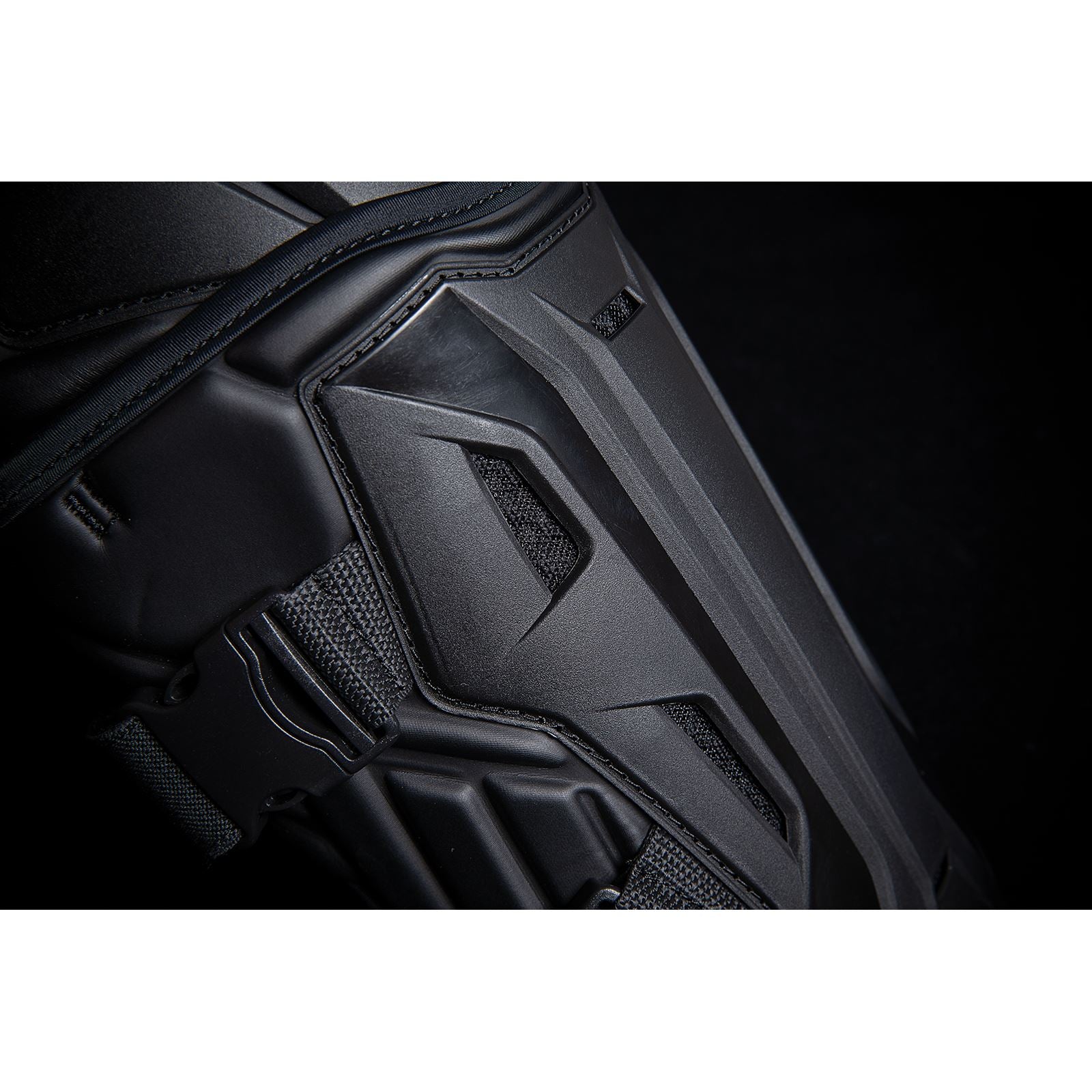 Icon Field Armor 3™ Knees - Black - S/M 2704-0494_1031887