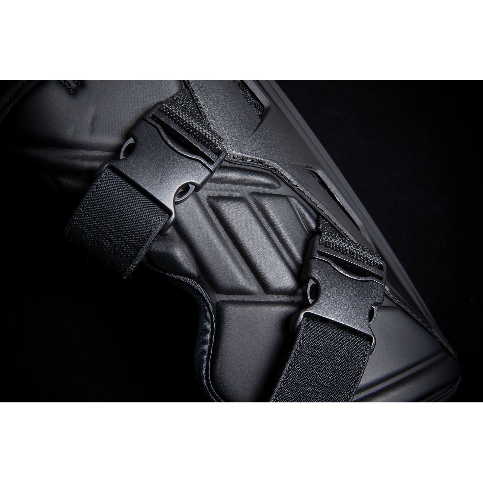 Icon Field Armor 3™ Knees - Black - S/M 2704-0494_1031886