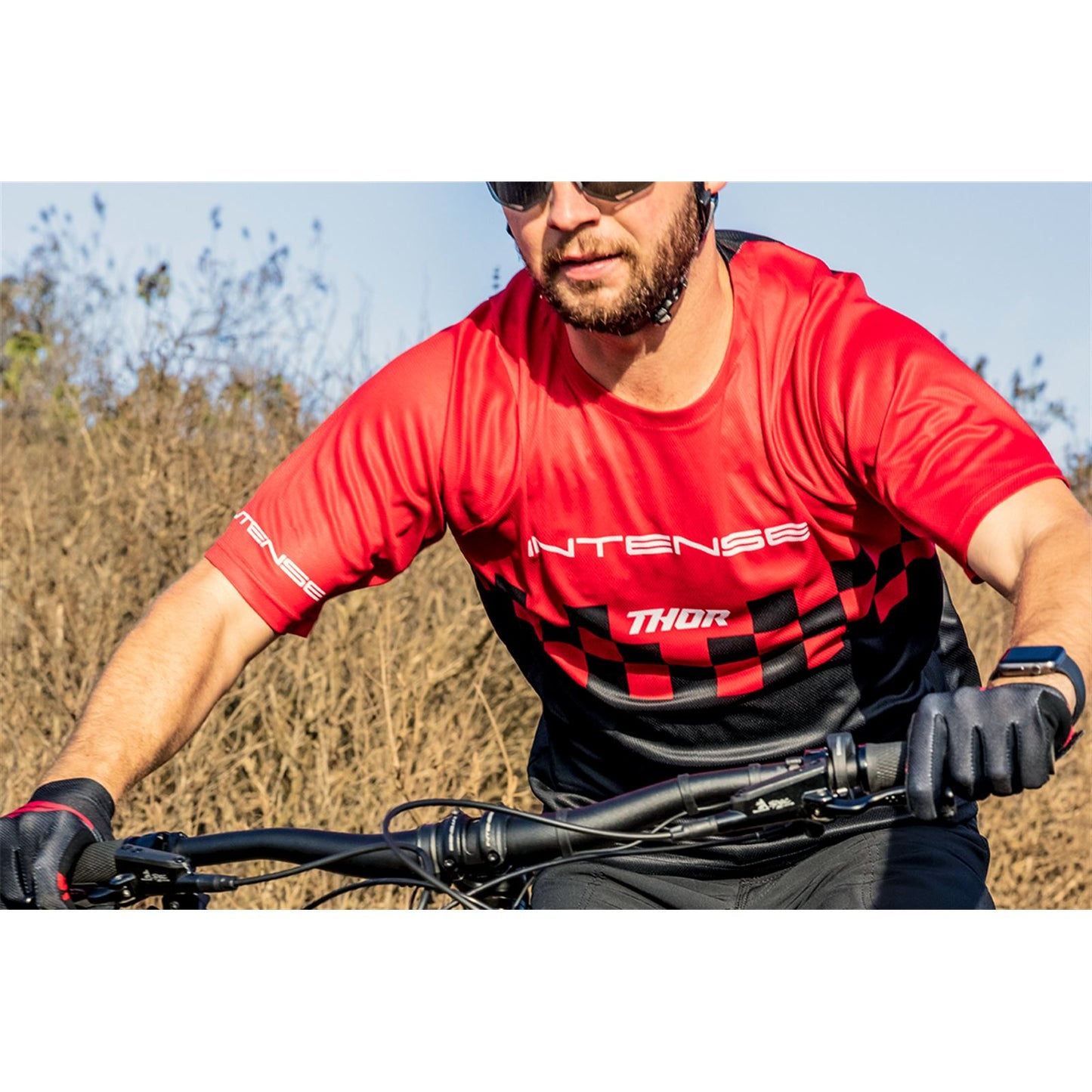 Thor Intense Chex Jersey - Red/Black - Medium 5120-0140_1057408