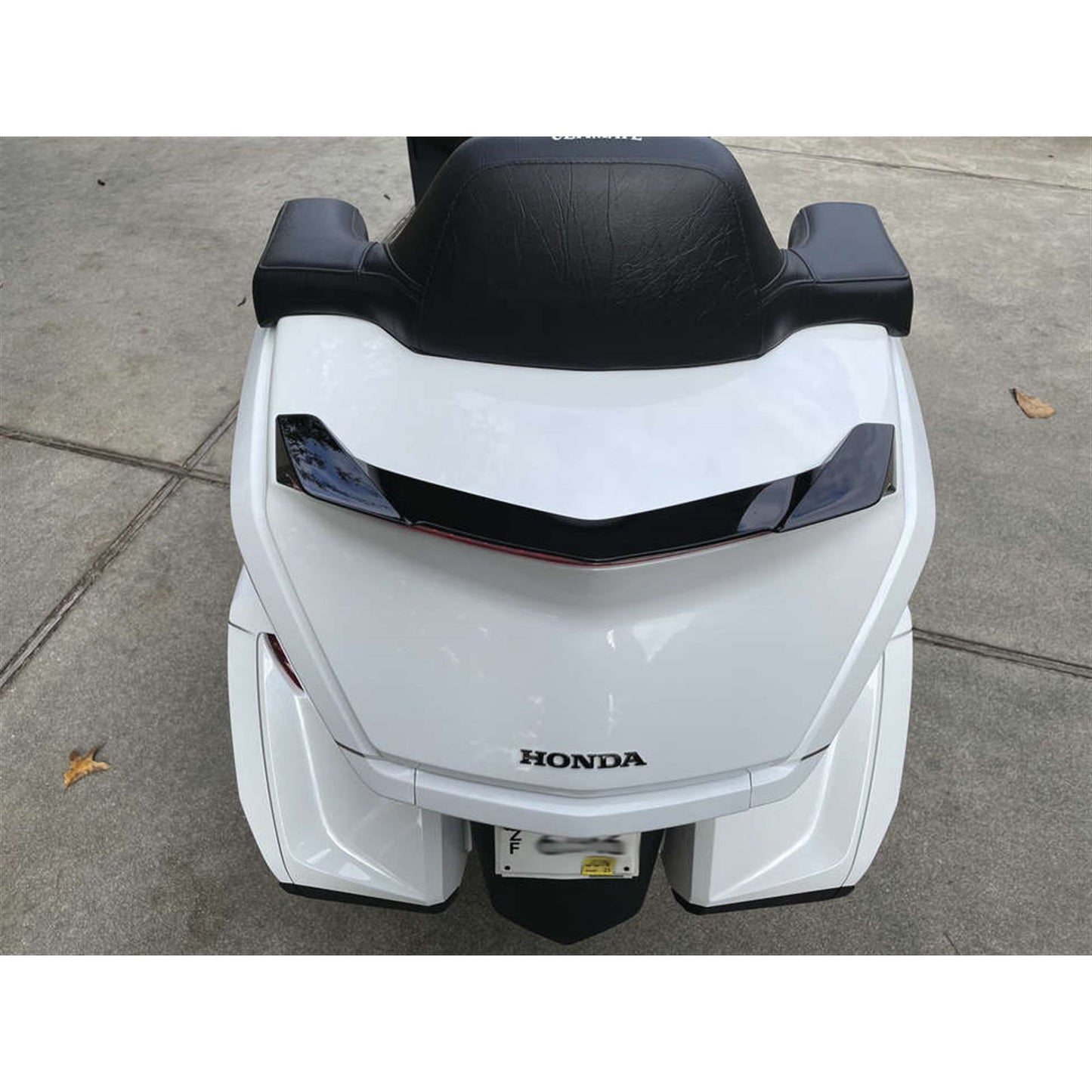 Socalmotogear LED Spoiler with Dynamic Sequential Lights [MPN: G20SPLB]_1062180