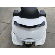 Socalmotogear LED Spoiler with Dynamic Sequential Lights [MPN: G20SPLB]_1062180