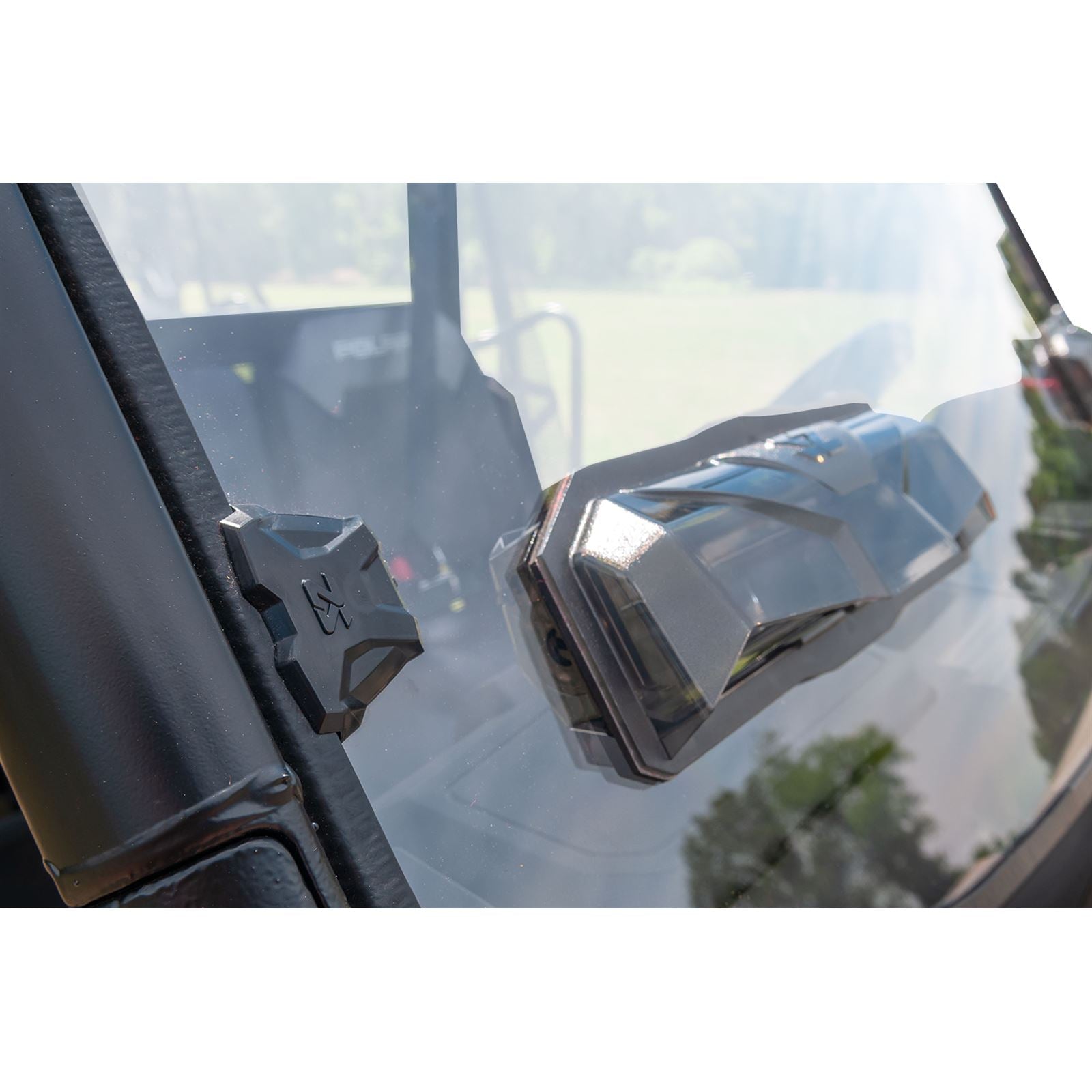 Seizmik Toolless Versa-Vent Windshield 50-50226KIT_885035