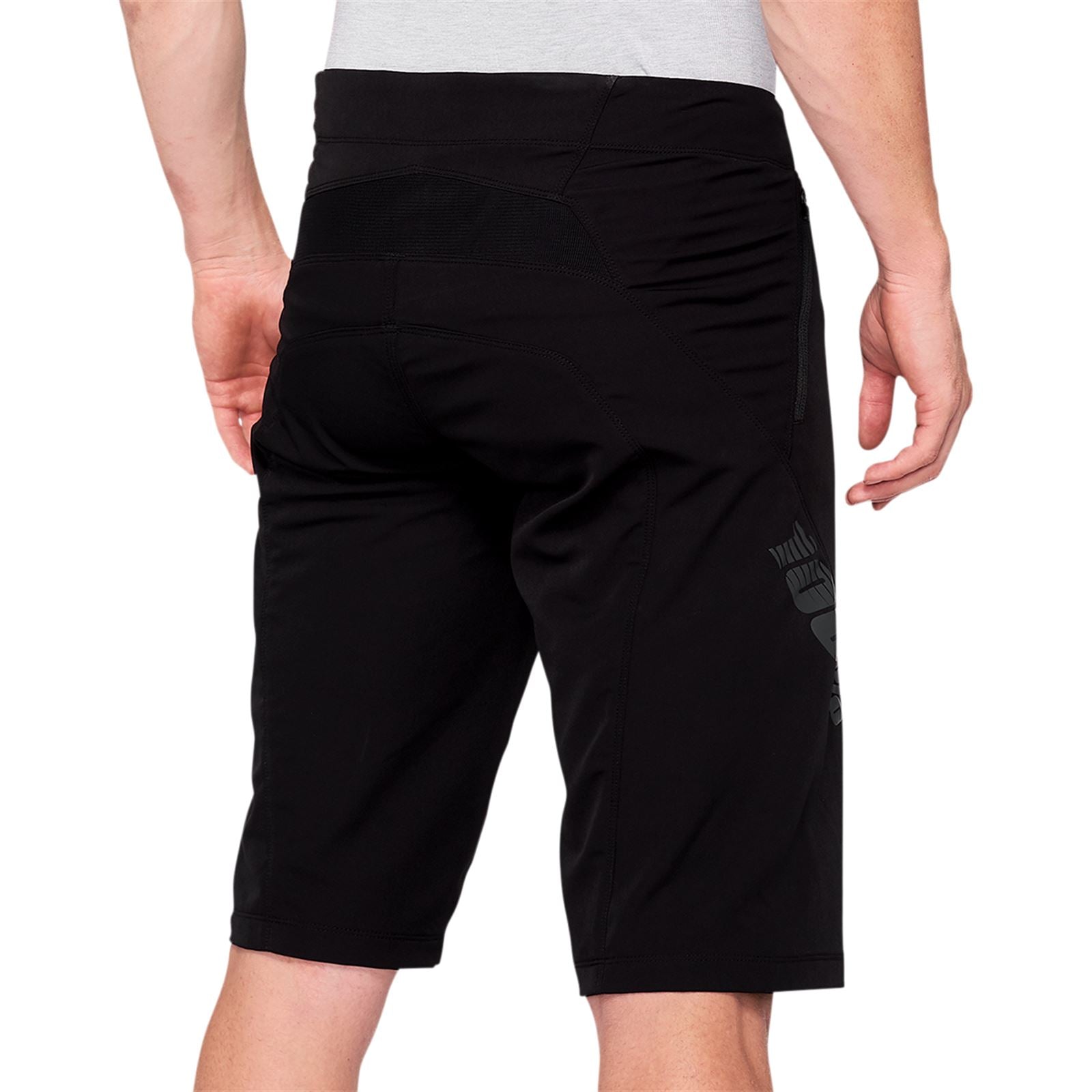 100% Airmatic Shorts - Black - US 36 40021-00004_1040359