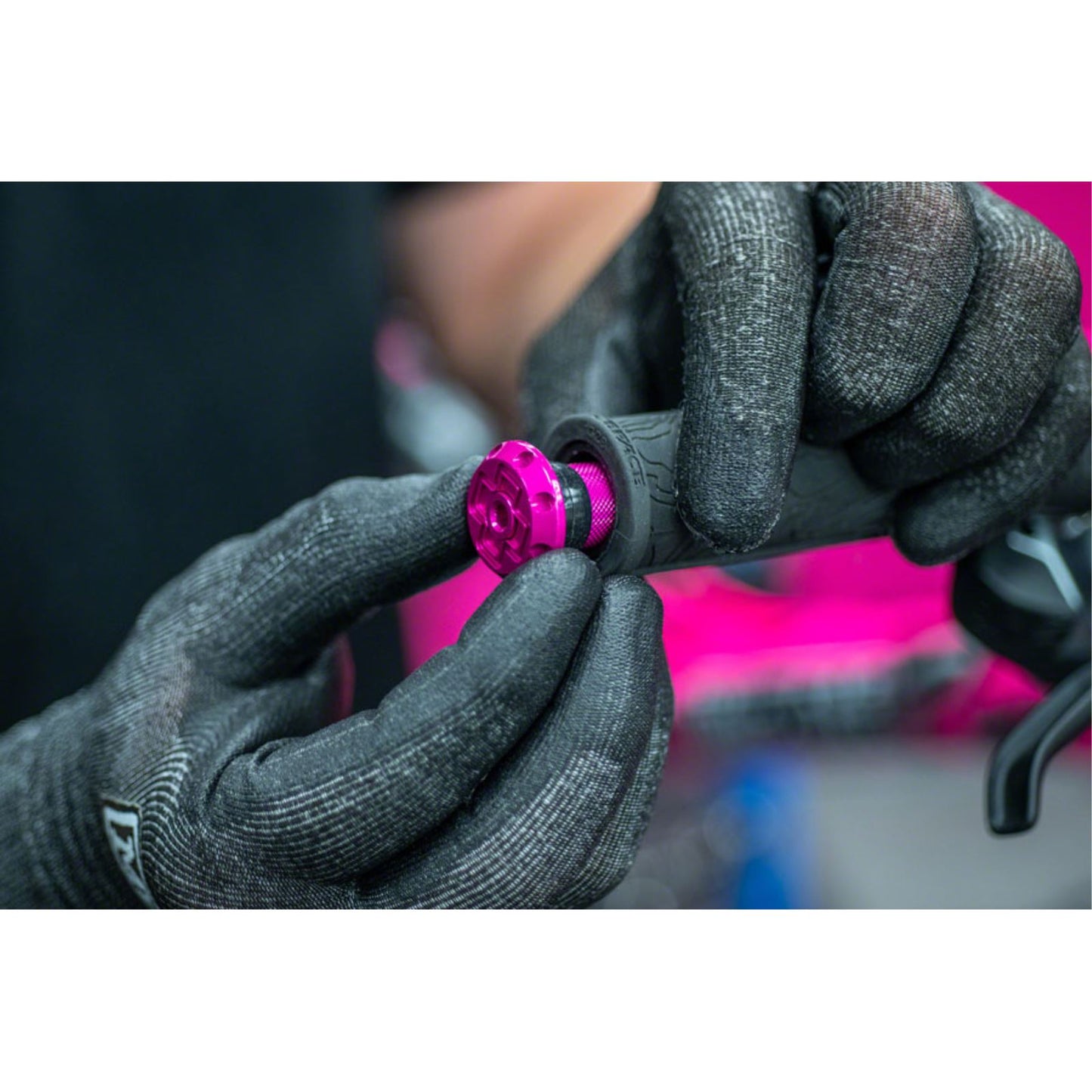 Muc-Off Stealth Plug - Red [MPN: 20297]_1300151