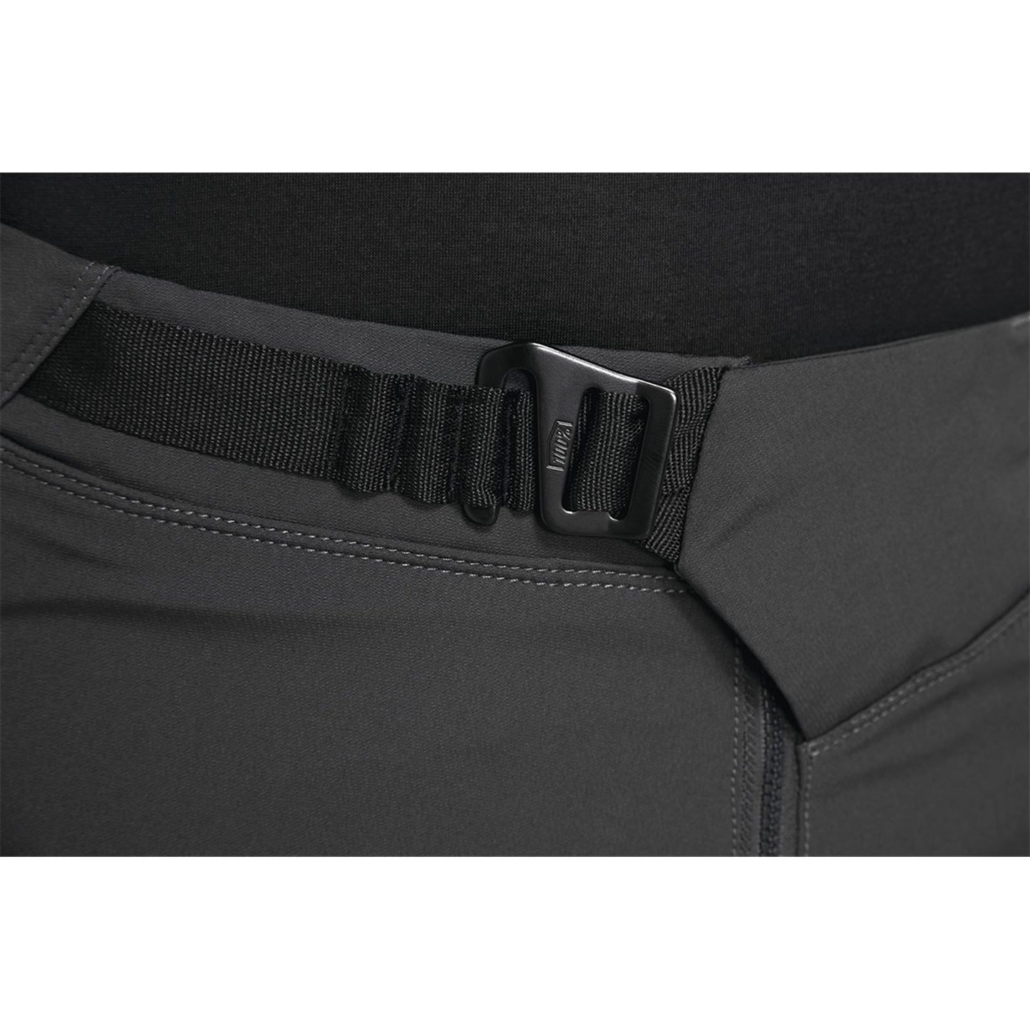 100% Airmatic Shorts - Charcoal - US 30 40021-00015_878049