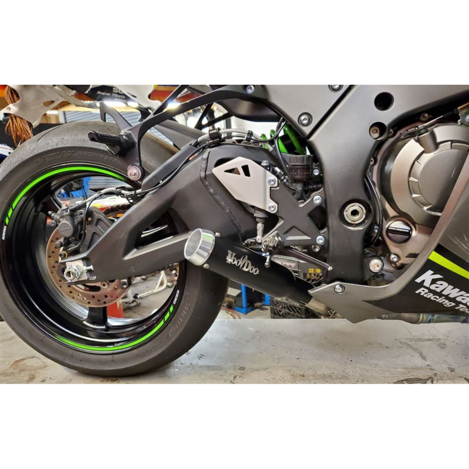 Voodoo Mini Meg Shorty Race Exhaust - Black VMMEZX10L6CDB_882565