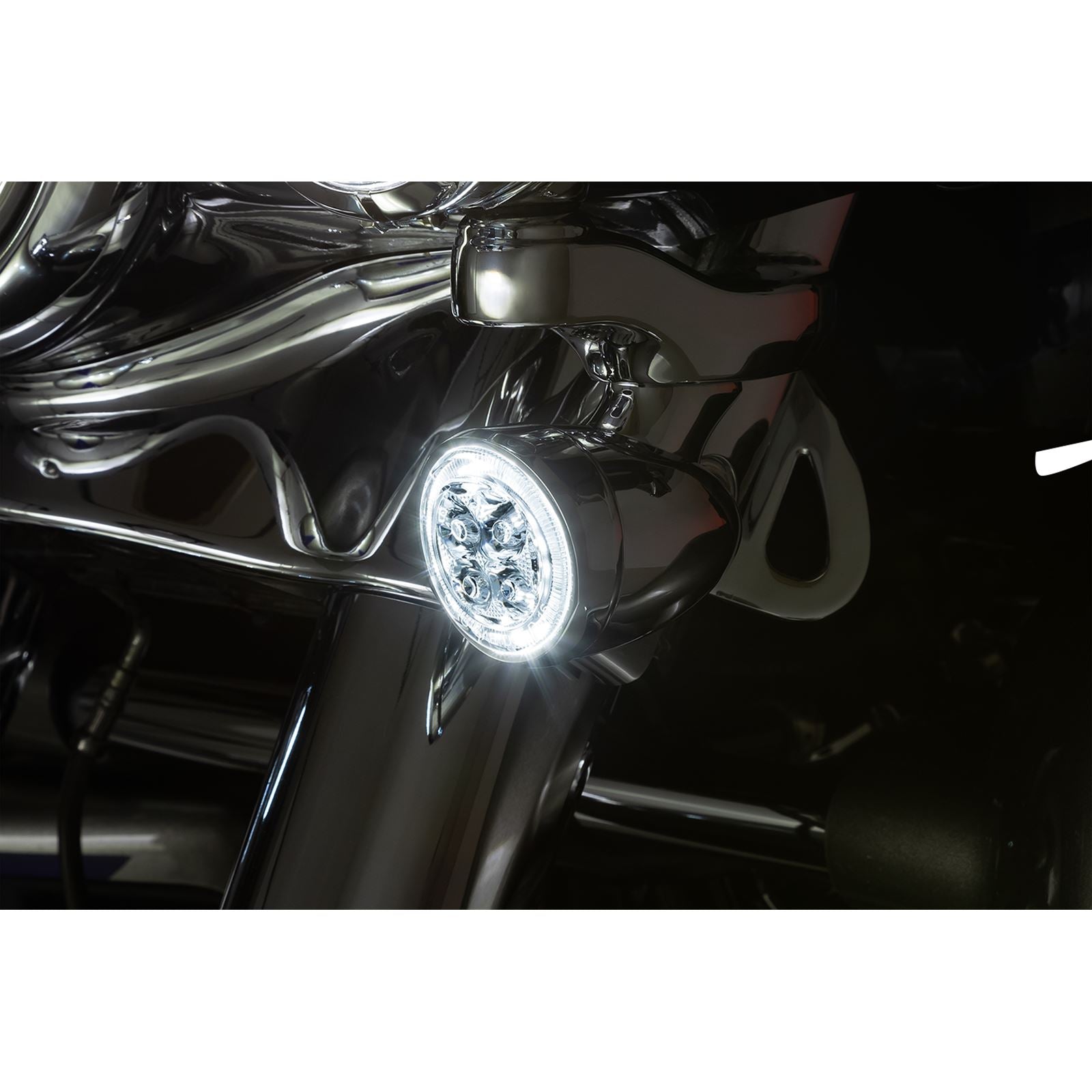 Ciro Turn Signal Insert - Front - Chrome/Clear [MPN: 45403]_1097437