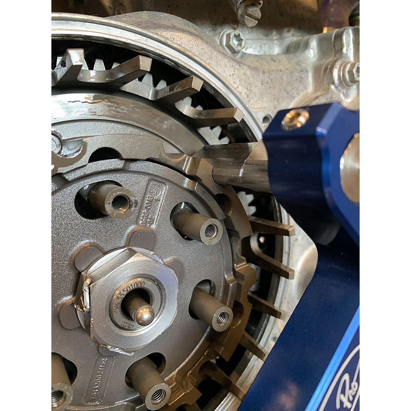 Motion Pro Heavy-Duty Clutch Holding Tool 08-0743_890311