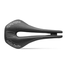 Selle Italia Novus SuperFlow Endurance L Bike Saddle 282 x 149mm - Men - Black 080H903IKC001_1115329