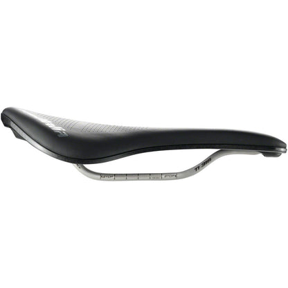 Selle Italia Novus SuperFlow Endurance S Bike Saddle 282 x 138mm - Men - Black 080H503IKC001_1347763