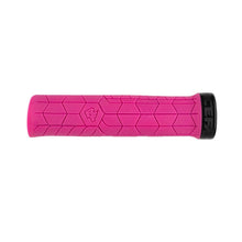 Race Face Getta Grips 30mm - Magenta/Black - Pair [MPN: GP20GETTA30MAGBLK]_1126509