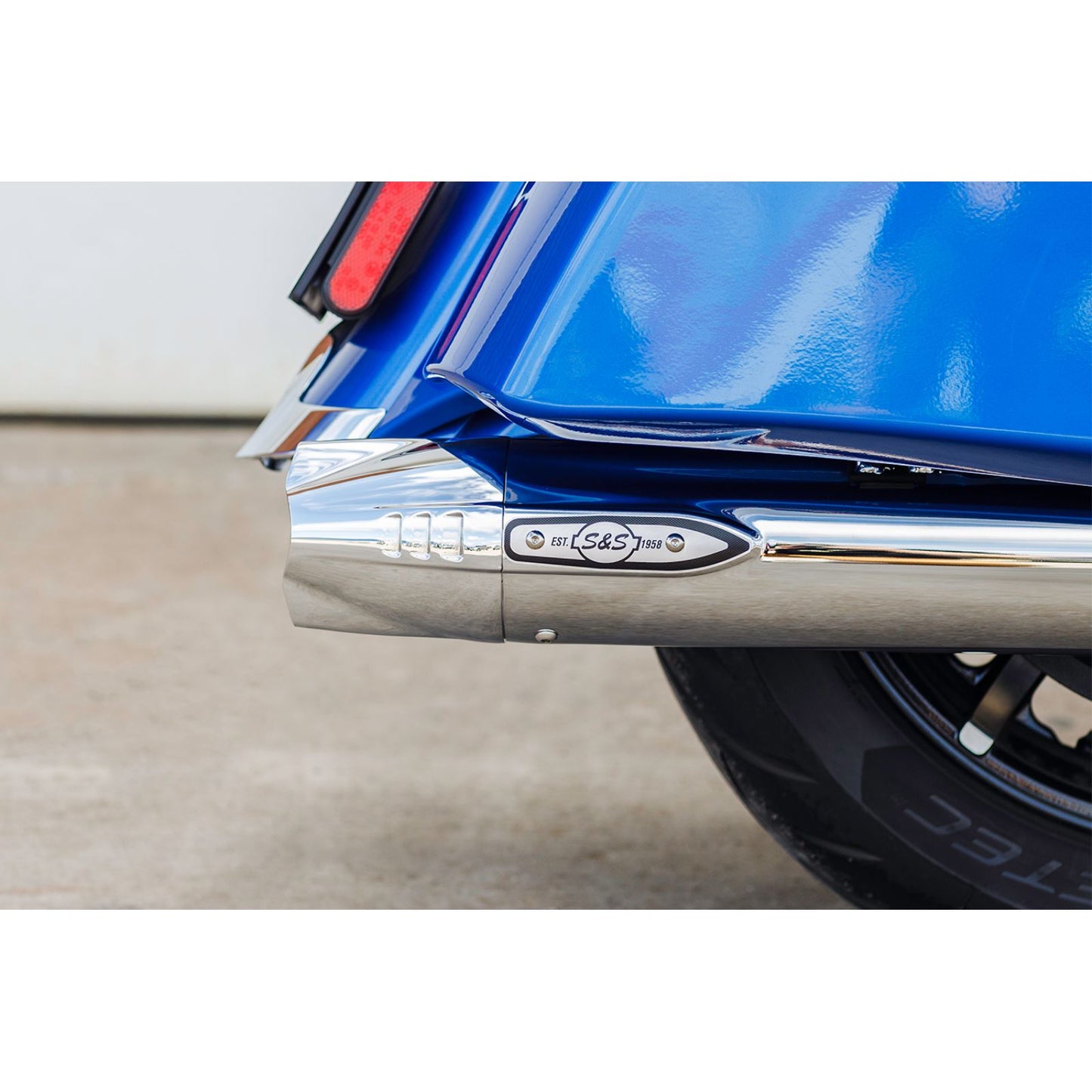 S&S Cycle 4" Broadhead Slip-On Mufflers - Fishtail - Chrome 550-1077_1139030