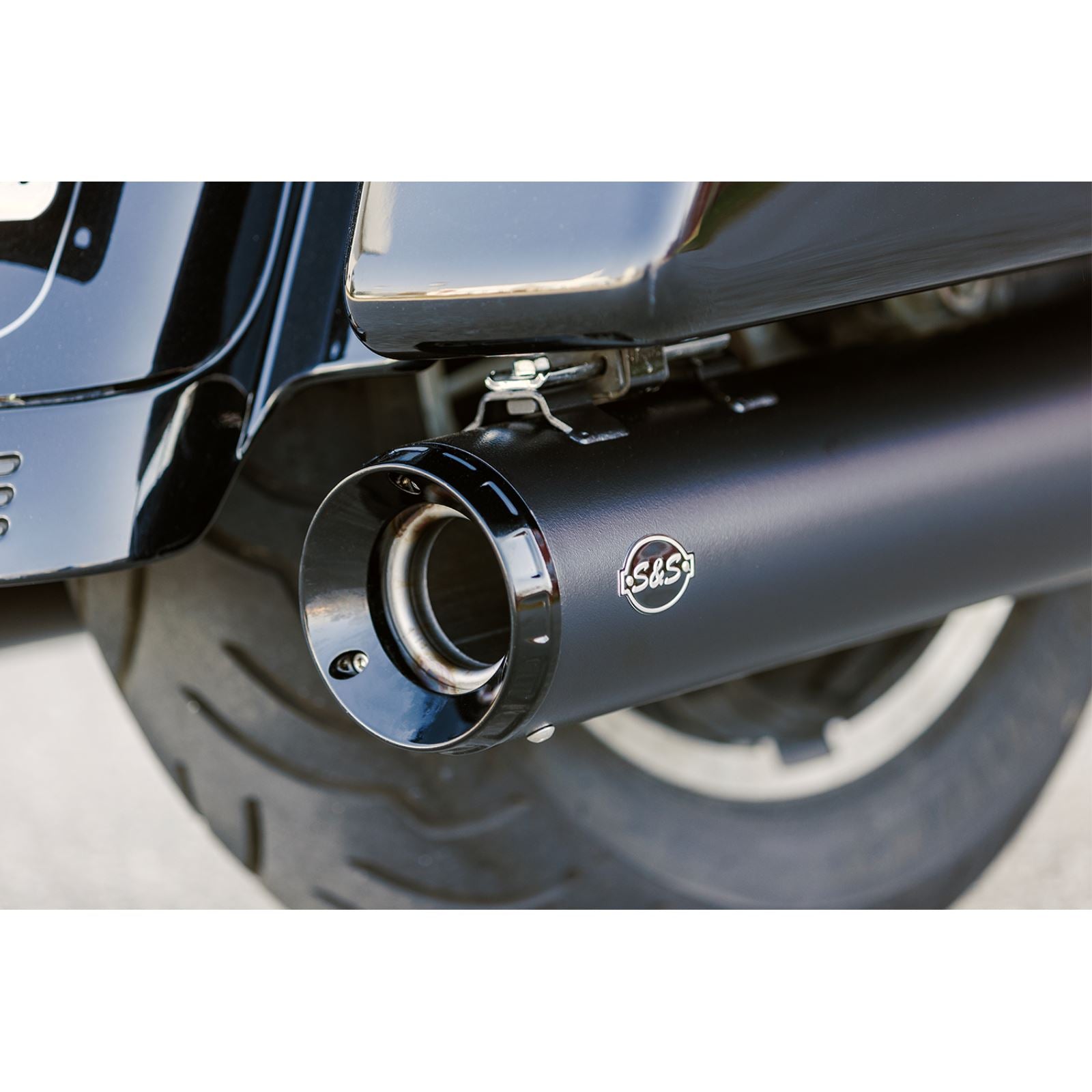 S&S Cycle 4-1/2" GNX Slip-On Mufflers - Guardian Black 550-1078_1139038