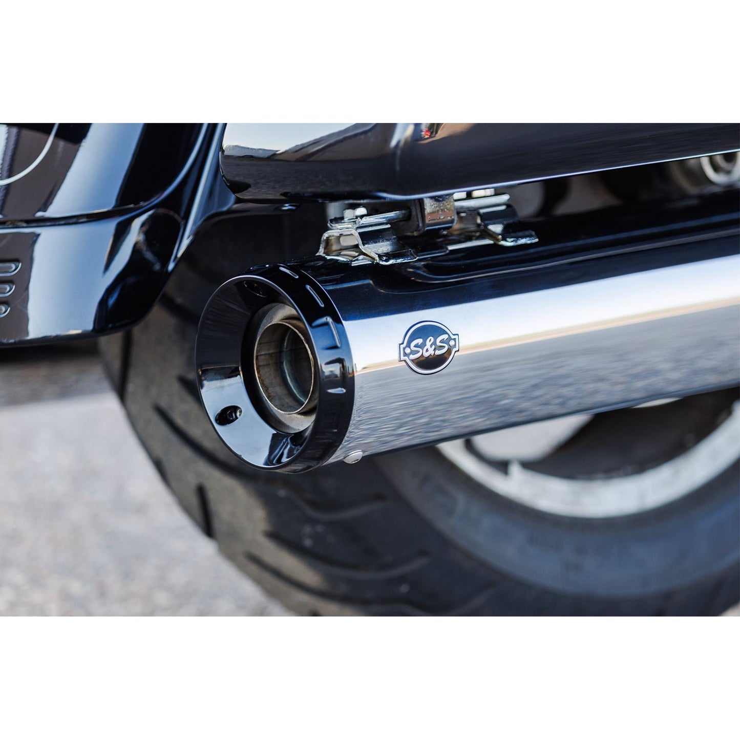 S&S Cycle 4-1/2" GNX Slip-On Mufflers - Chrome for Harley-Davidson 550-1079_1139070