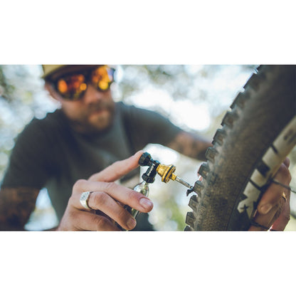 Lezyne Tubeless CO2 Blaster Head [MPN: 1PKTBC2V204]_1139058