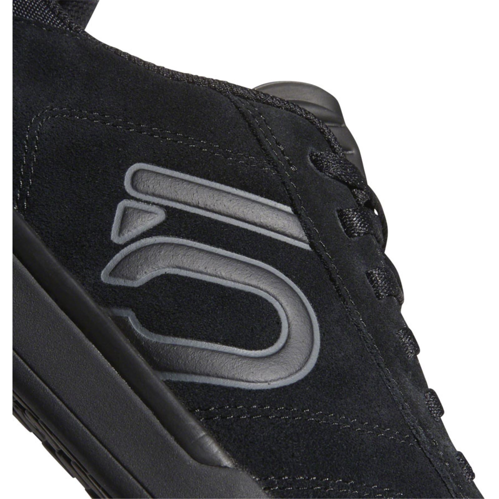 Five Ten Sleuth DLX Flat Shoes - Women's - Black/Gray/Matte Gold - Size 7 [MPN: BC0780-7]_1239321