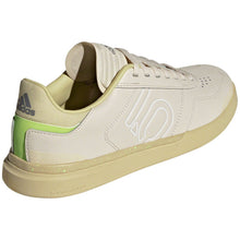 Five Ten Women's Sleuth DLX Flat Shoes - White/White/Beige - 8 OPEN BOX [MPN: GW5448-8]_1874078